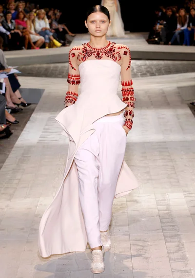 Look 14